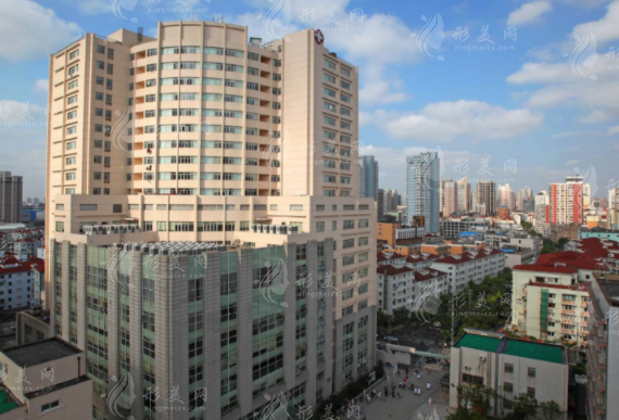 上海九院做上睑下垂手术多少钱？上睑下垂矫正费用真不贵