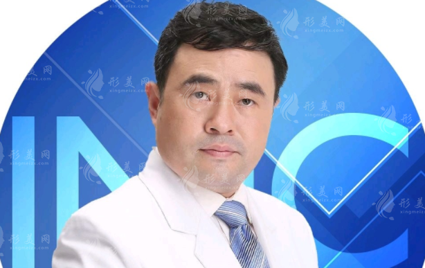 西安国医李高峰隆胸多少钱？口碑好技术牛，双平面多维丰胸效果真