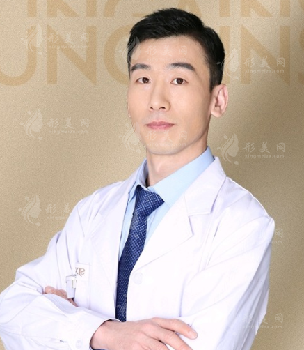 苏敬达医生拇指外翻手术价格揭秘：12800元微创当天走路