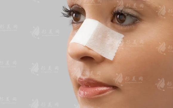 2026微驼峰鼻医生TOP10!4万起自然骨感鼻价格揭秘