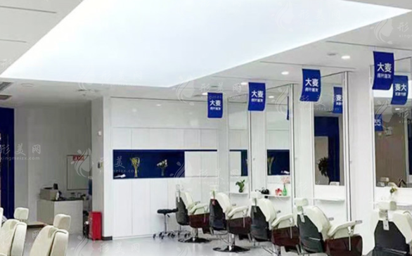 成都大麦微针植发医院:微针植发与FGF双活因子技术深度解读